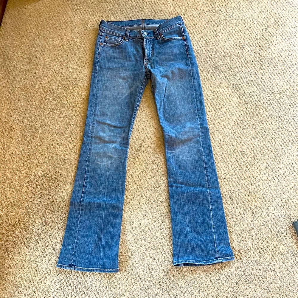 Stylish Jeans - barely worn. 7 for all Mankind.